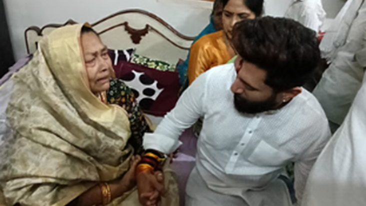 Pashupati Paras ki patni aur Prince Raj ki maa ko court se r