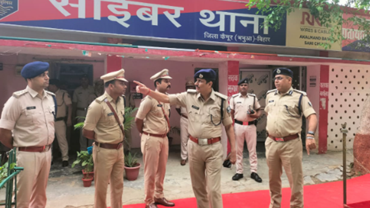Action mein DIG Dr. Satya Prakash, kaha- mamalon ki sahi udb