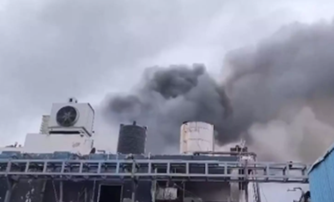 Telangana Chemical Blast : Sigachi Plant mein dhamaka, logon Telangana Chemical Blast : Sigachi Plant mein dhamaka, logon