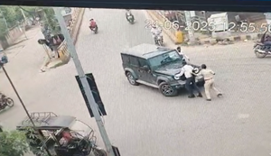 Bihar Crime : Patna mein Thar malik ki manmani, police par checking ke dauran Thar chadhane ki koshish ki... fir police ne dikhaya...