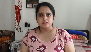 50 people reached the woman's house, then what happened will shock you after watching the video, police kept procrastinating