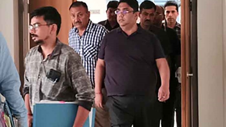 ED raids the premises of businessman Amit Katyal, close to L