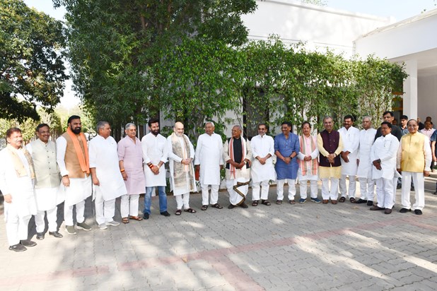 Amit Shah and Nitish Kumar held NDA election meeting at CM r Amit Shah and Nitish Kumar held NDA election meeting at CM r