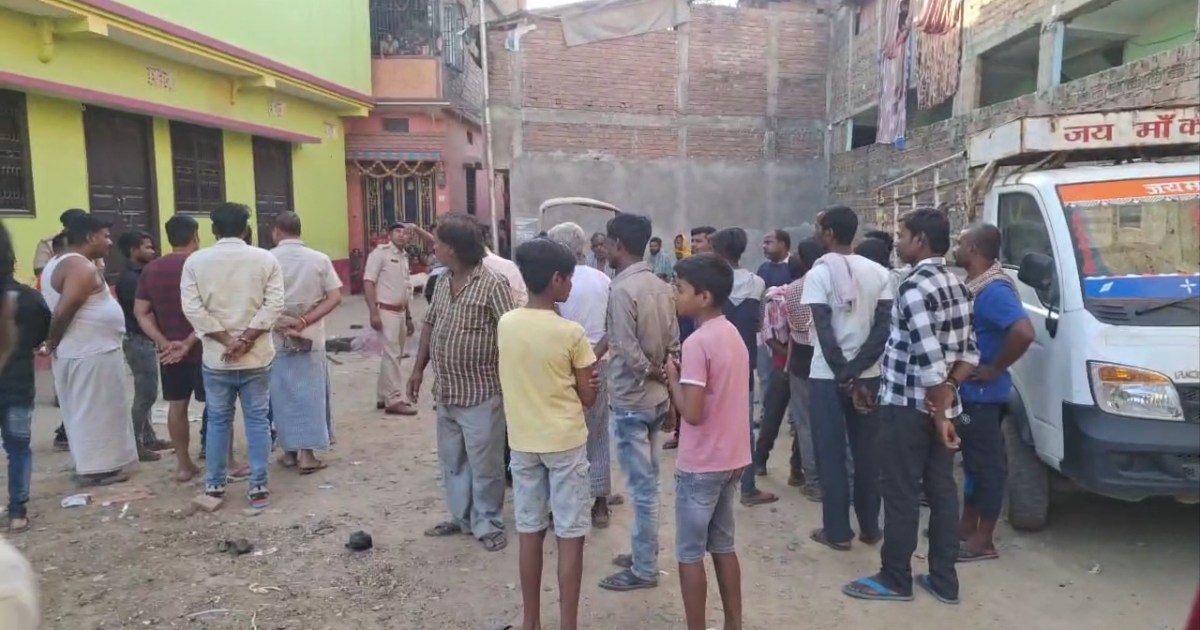 An old man was beaten to death in a minor dispute in Bhagalp