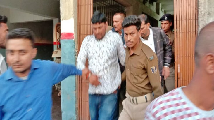 Housing assistant arrested red handed in Gaya Housing assistant arrested red handed in Gaya