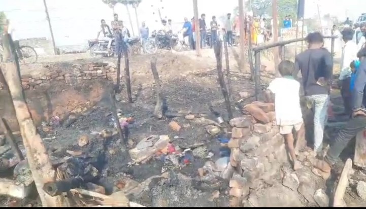 Fire in a hut in Patna, two children died tragically, two se