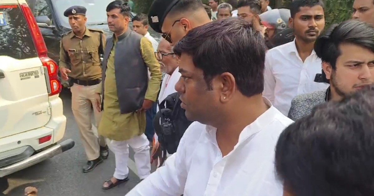 Three youths were lying unconscious on the road, VIP chief M