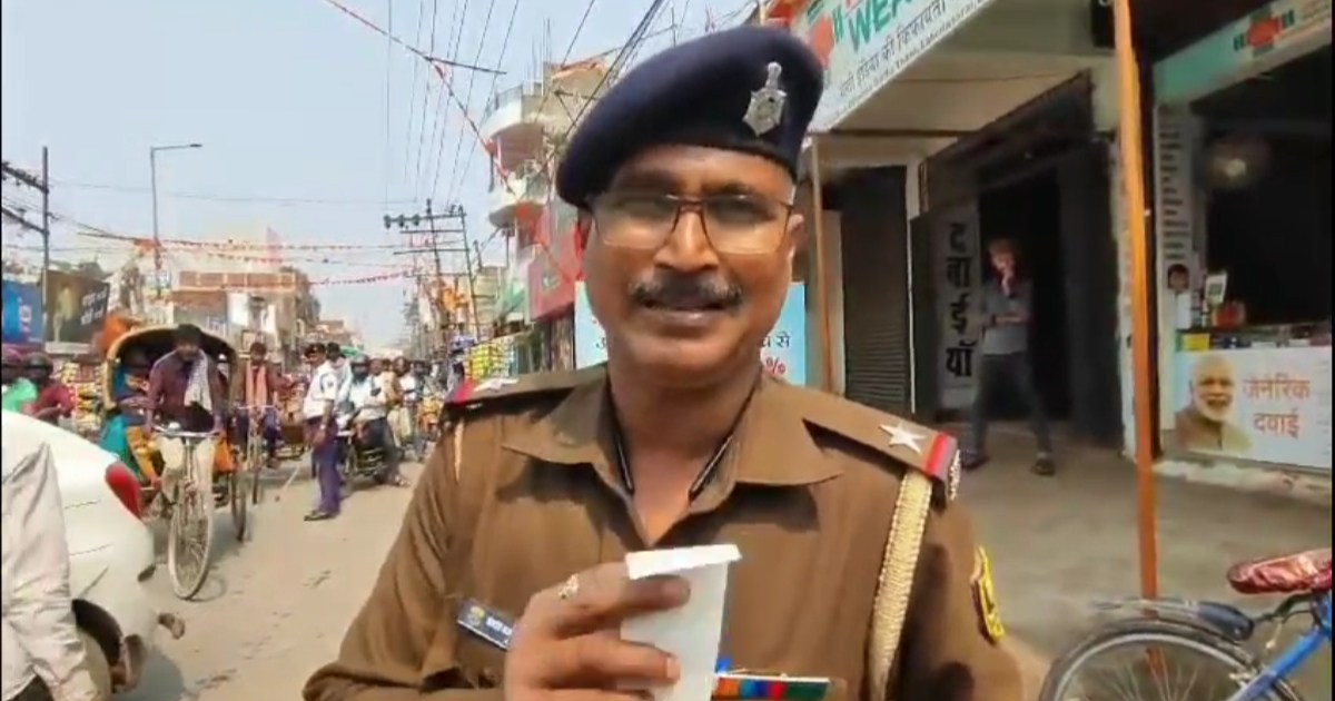In Darbhanga, when the inspector was fined, he started apolo