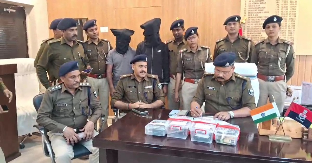 Araria police got a big success in the robbery case of 22 la