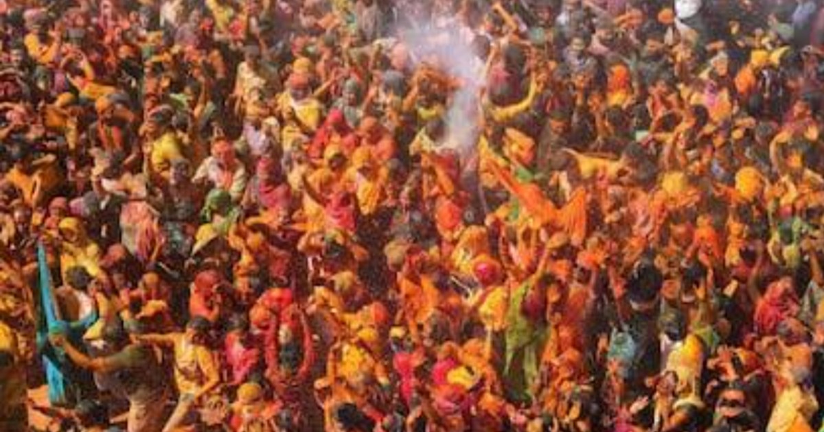 Holi is being celebrated with great enthusiasm, PM Modi and 