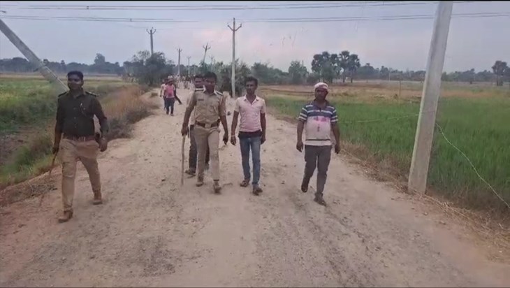 Villagers pelted stones on a policeman during Jhumta Holi in Villagers pelted stones on a policeman during Jhumta Holi in