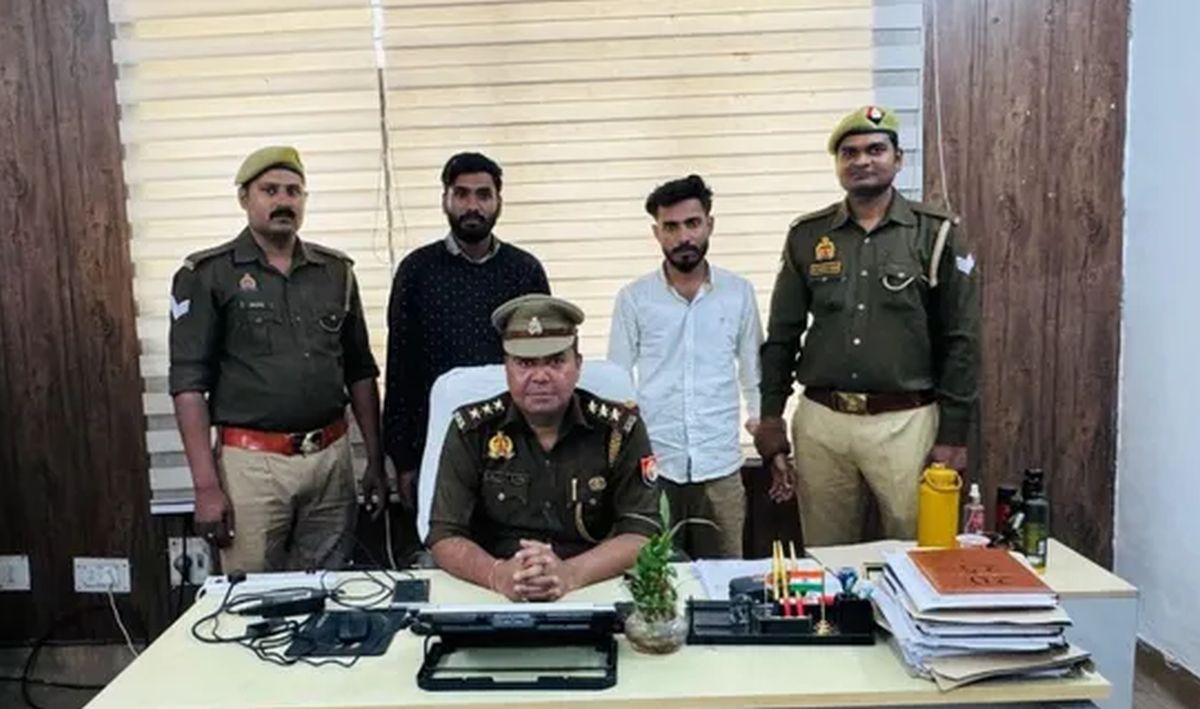 ATS अधिकारी बन दंपत्ति को डराया और लिए 90 लाख, साइबर थाना की पुलिस ने...