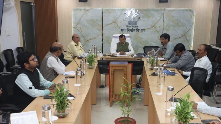 path nirman vibhag samiksha