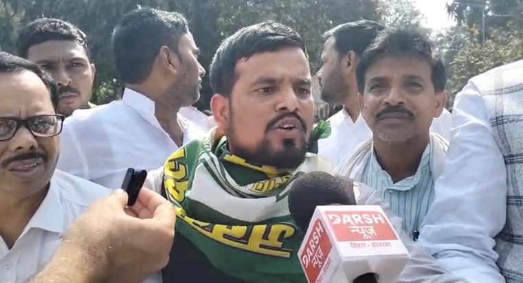 Discussion of Nitish Kumar going to the Rajya Sabha creates 