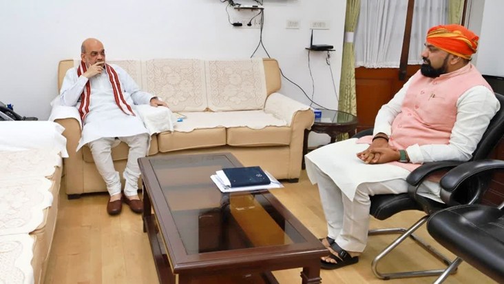 samrat ko dilli se bulawa