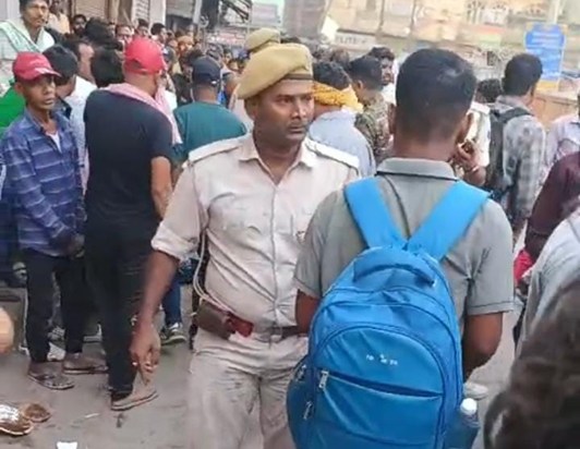 Student ko tractor ne raunda