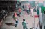 जमीनी विवाद में घर पर चढ़ कर गोलीबारी, CCTV में कैद वीडियो वायरल...