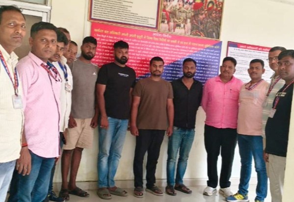 gaya ji railway junction par