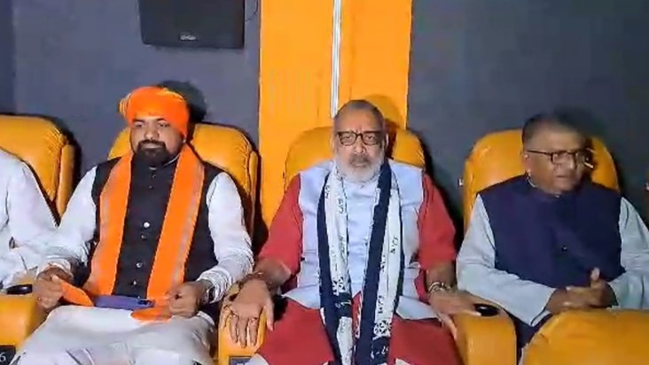 bjp leaders watched the kerela story in patna