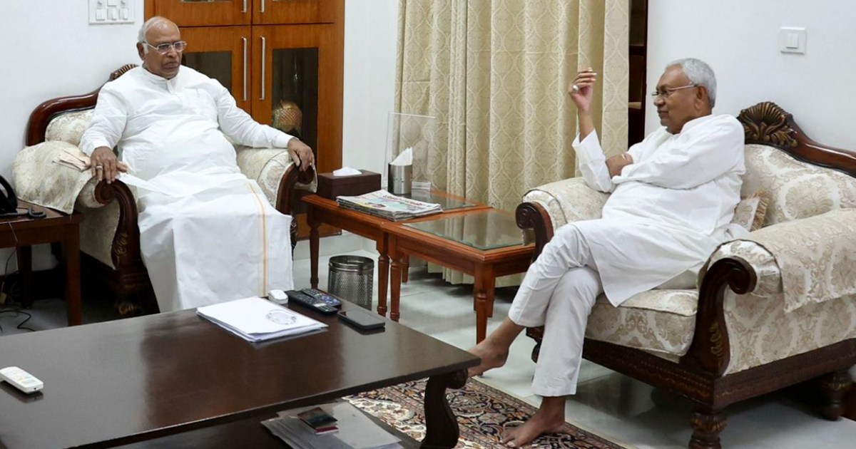 CM Nitish reached to meet Congress National President Mallik