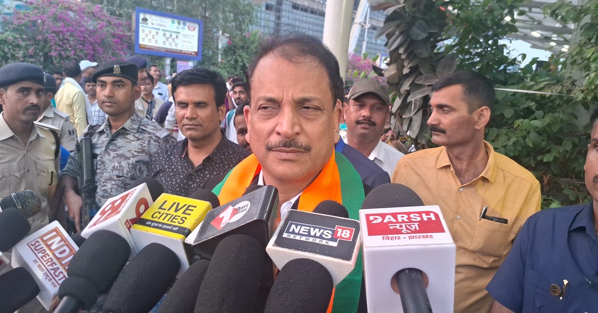 Rajiv prtap rudhi ne tejasvi par hi uthaye sval