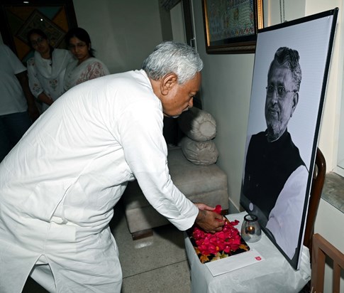 CM Nitish reached the house of late Sushil Modi and paid tri