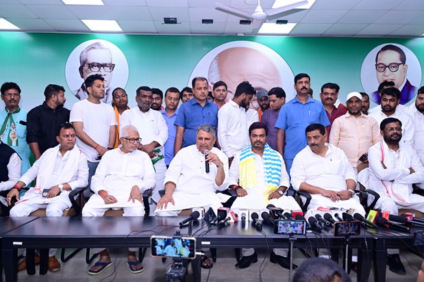 Vijay on rjd Vijay on rjd