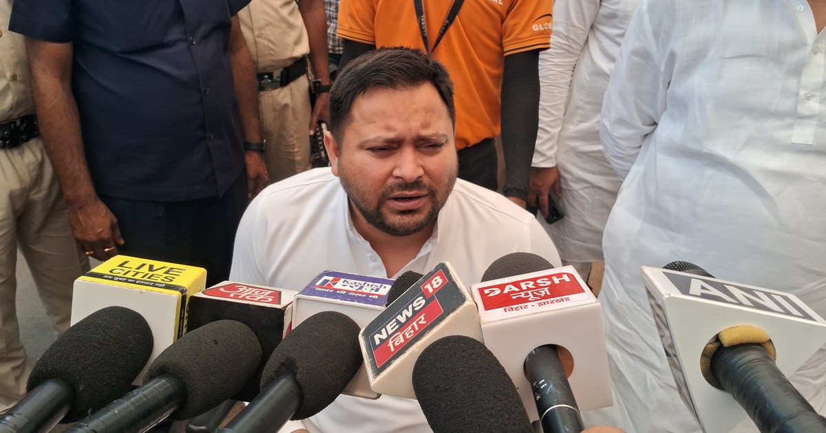 Tejasvi ka aarkshn pr byan