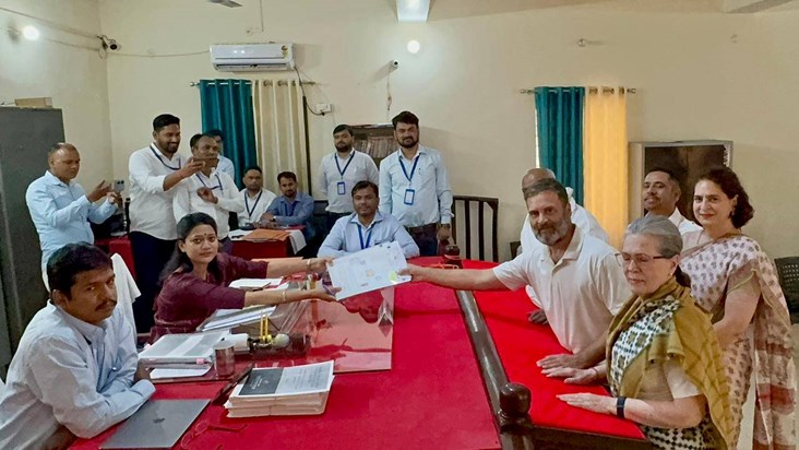RAHUL GANDHI left Amethi and filed nomination from Rae Barel