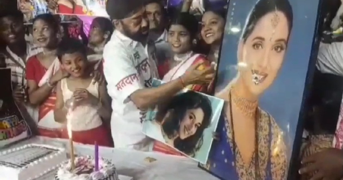 In the election season, cake was cut on Dhak Dhak girl Madhu