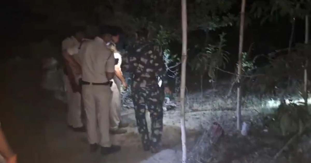 Sensation: Explosion in mosque, two people including Maulana