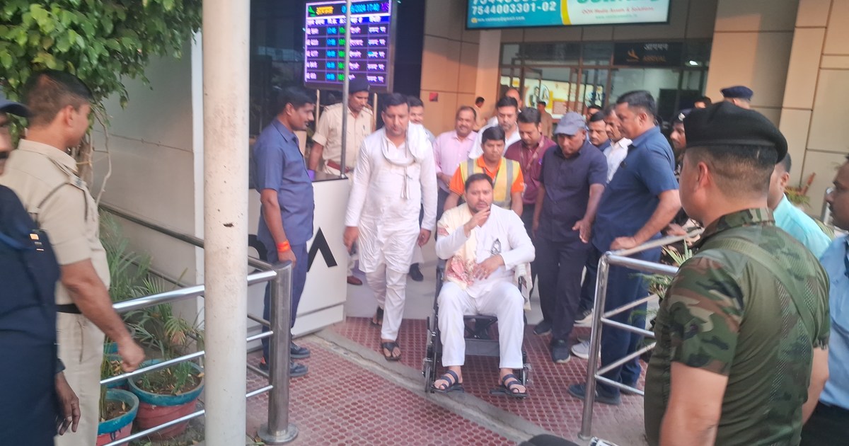 Modi ki gairenti nhi hai is bar tejasvi ki gairenti hai