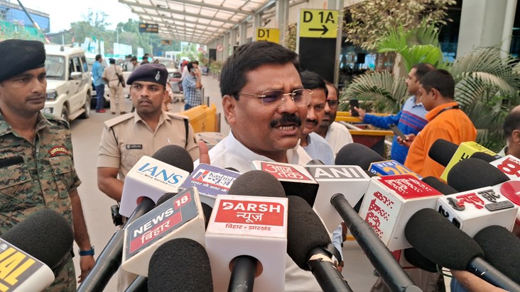 Umesh kushwaha ka tejasvi par tanj