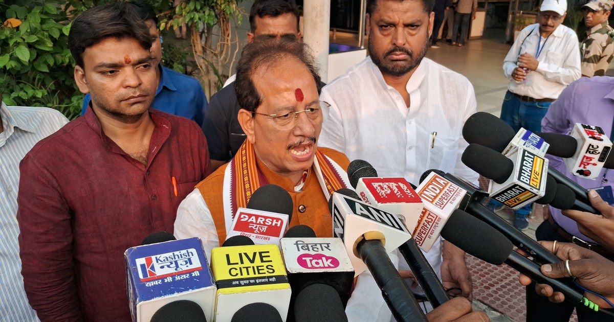 Lalu yadv ke khujli vale byan par vijy singha ka byan