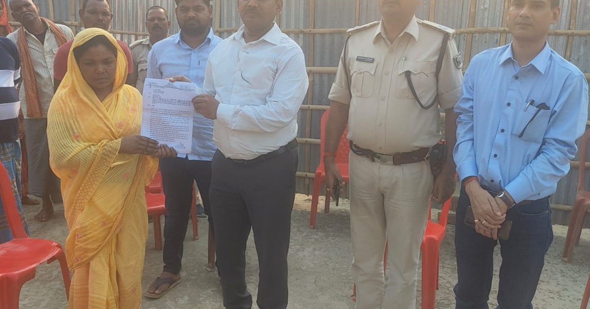 A constable died during the elections, SDO sahab reached his