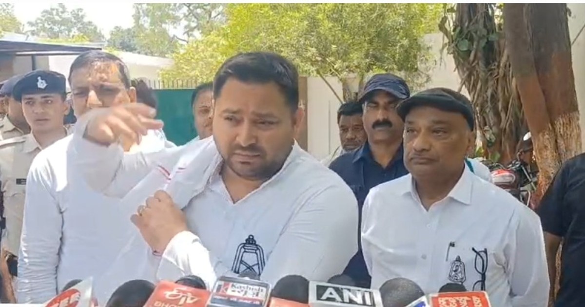 Tejsvwi ne chunav aayog par uthaye svaal 