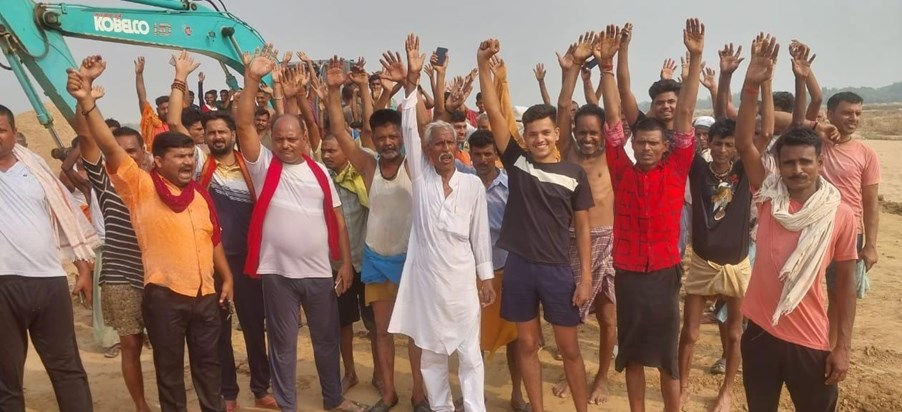 Villagers protested against illegal excavation of sand in th