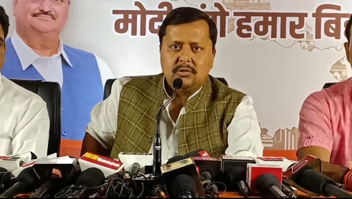 Mntri nitin nvin ki press varta