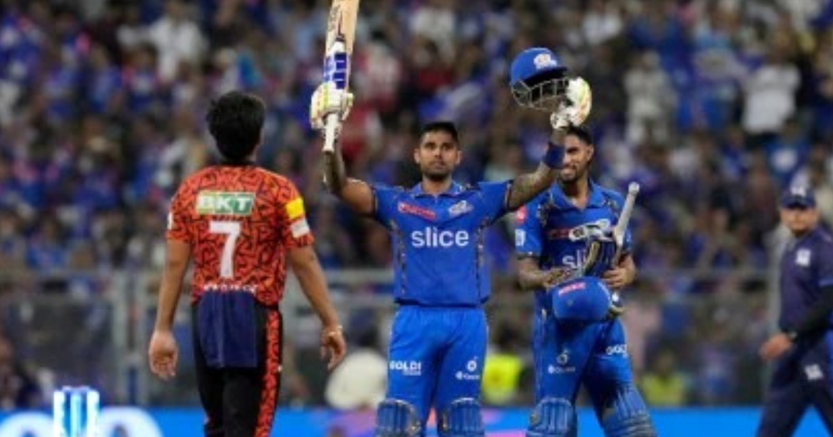 Fierce match at Wankhede Stadium, Mumbai Indians defeated Hy