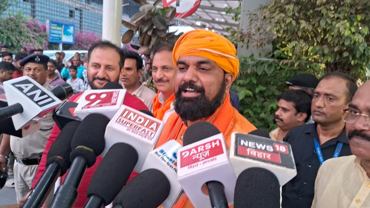 Tejasvi ke byan pr samrat chaudhri ka pltvar