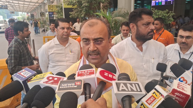 Mntri mangl Pandey ne tejsvwi pr Kiya hmla Mntri mangl Pandey ne tejsvwi pr Kiya hmla