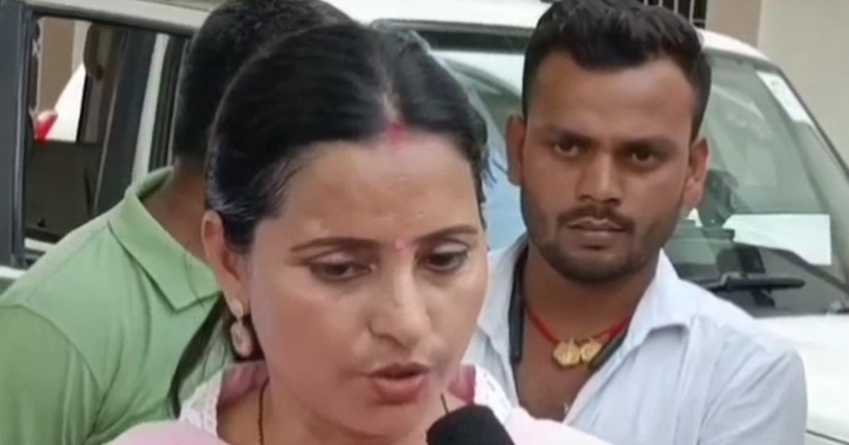 When nomination was cancelled in Karakat, candidates made se