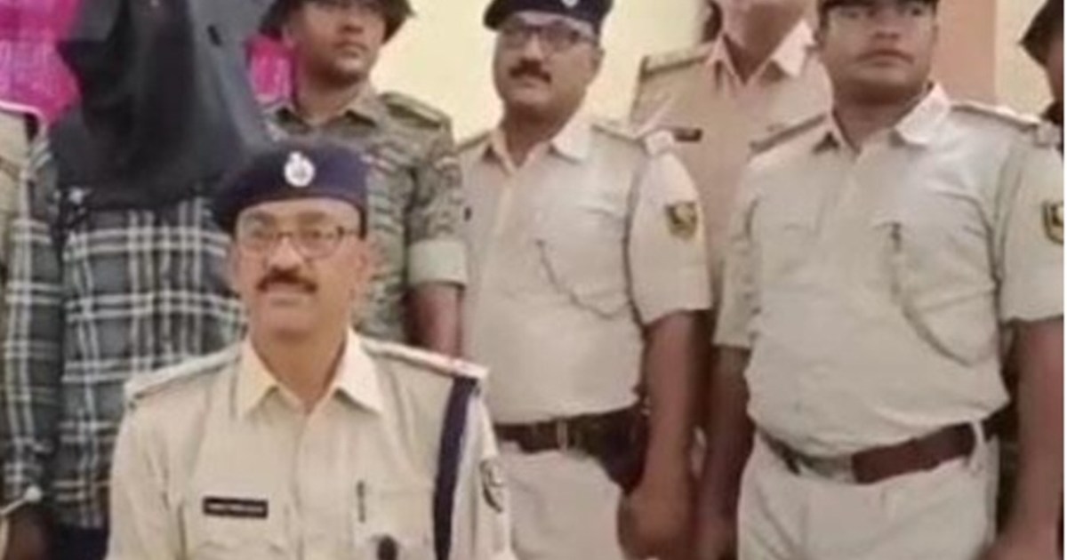 Mukhiya husband and a criminal with a reward of Rs 1 lakh ar