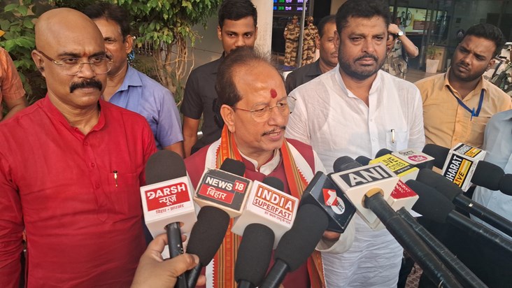 Lalu yadv par vijy singha ka tanj