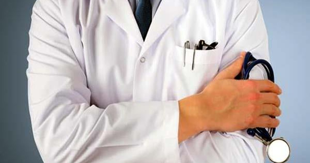 Doctor sahab had to pay 4.65 lakh rupees to watch a sexy vid