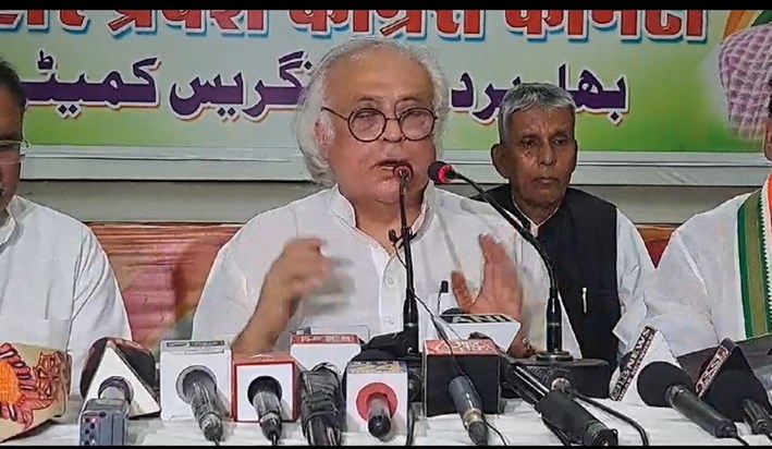 Congress ke vrishth neta jayram rmesh ki pressvarta