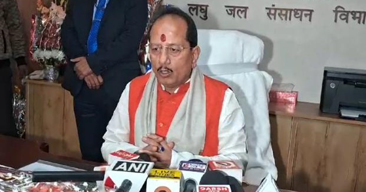 Vijay on shushil modi