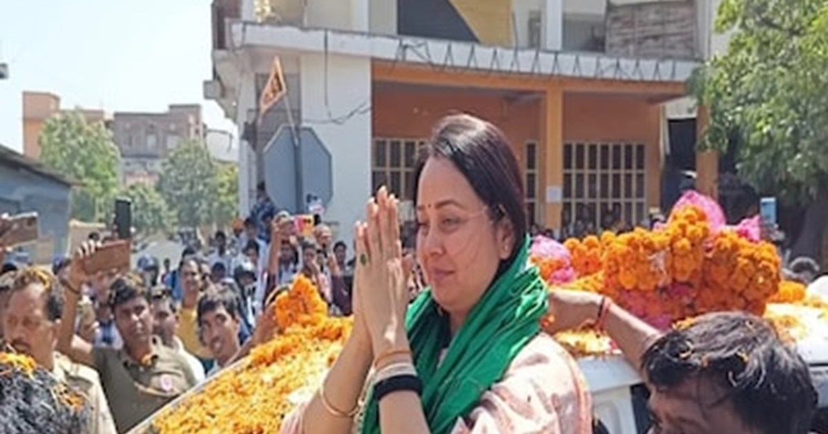 Lalu's beloved daughter Rohini appeals to PM Modi, what will