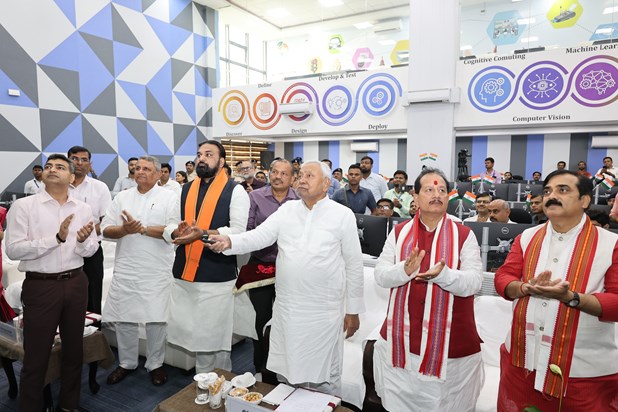 CM Nitish laid the foundation stone of 1327 schemes worth 10