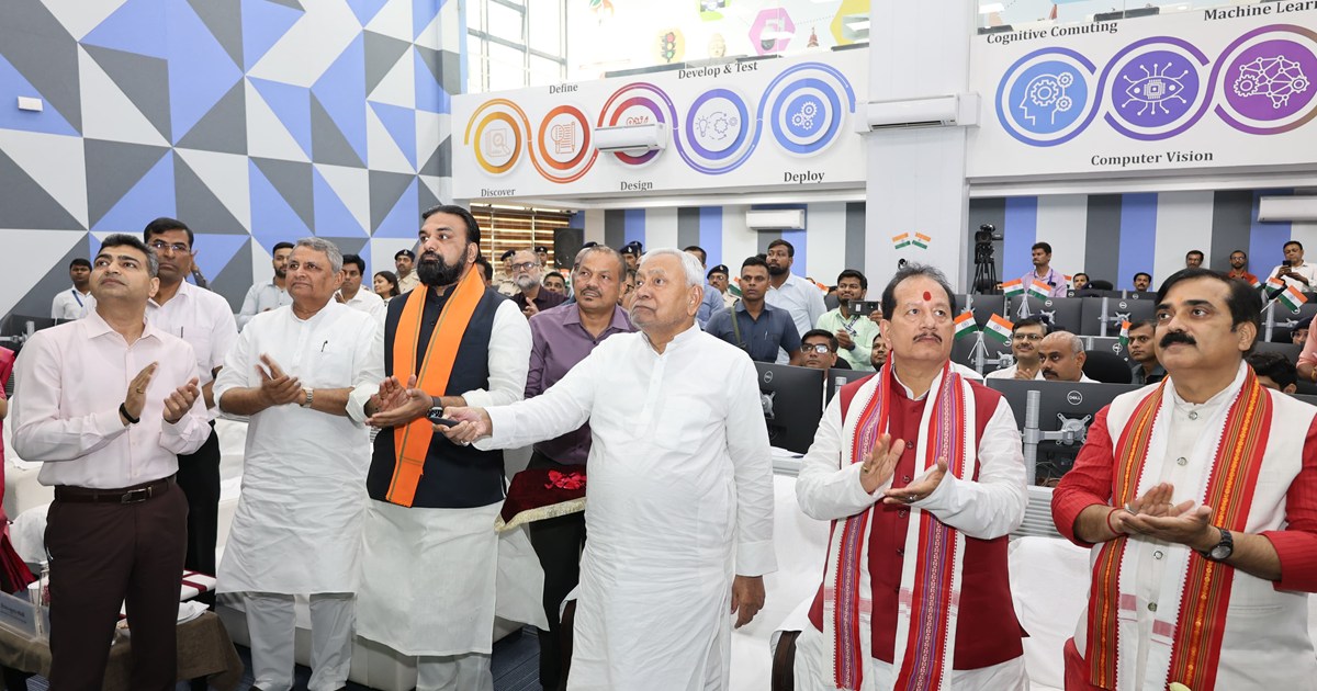 CM Nitish laid the foundation stone of 1327 schemes worth 10